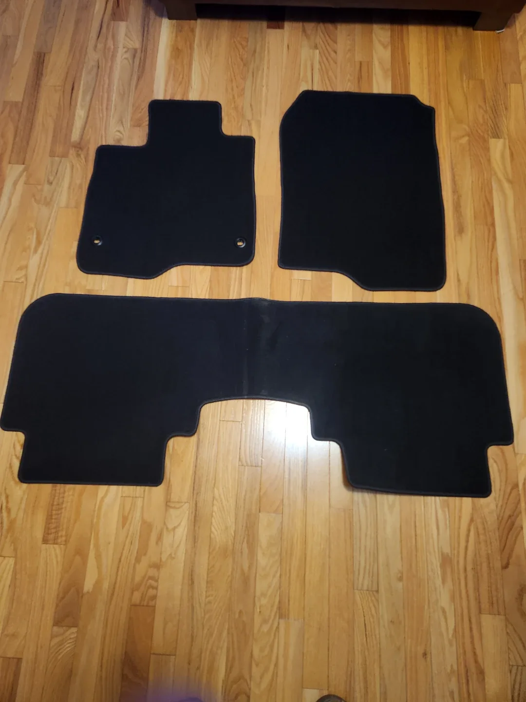 2025 Honda CRV Hybrid floor mats image indicator(2)