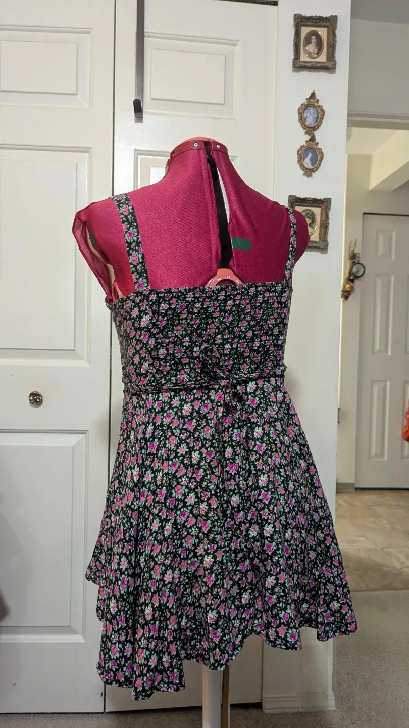 Floral Mini Dress - Cute Summer Style image indicator(2)