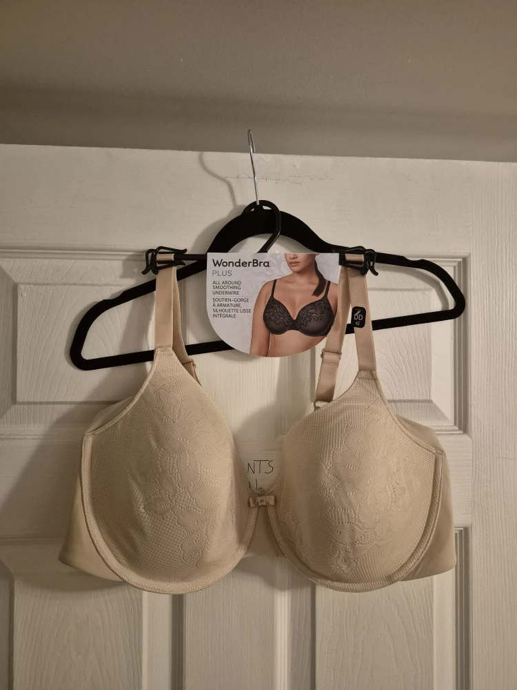 WonderBra Plus Size 42DD Beige Bra