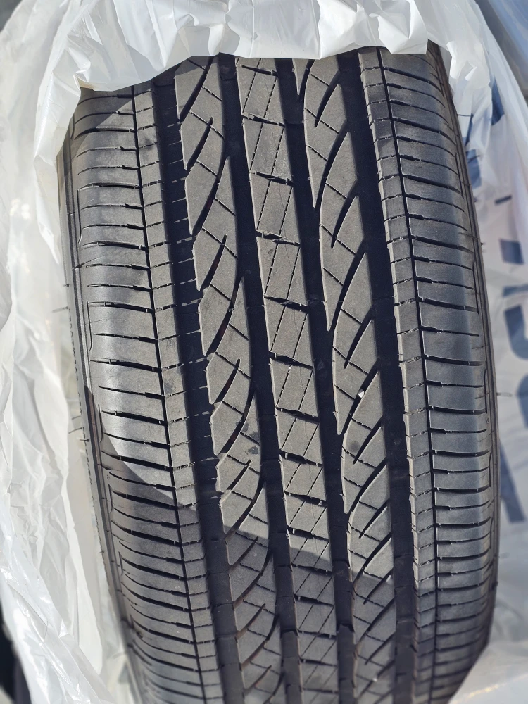 245 / 50 / 19 Bridgestone Dueler All Season Tires - photo 4