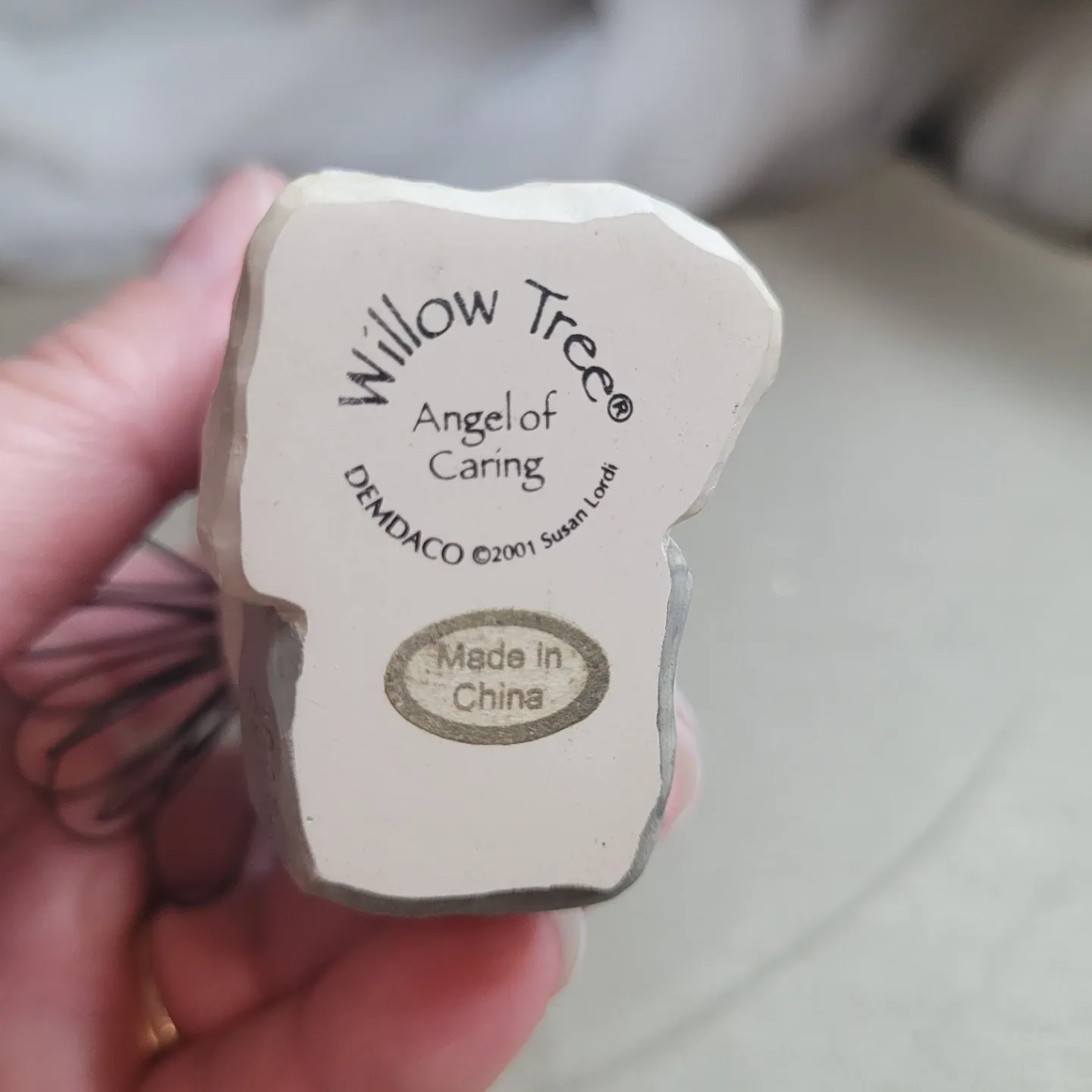 3 1/2" Willow Tree “Angel of Caring“ Figurine image indicator(7)