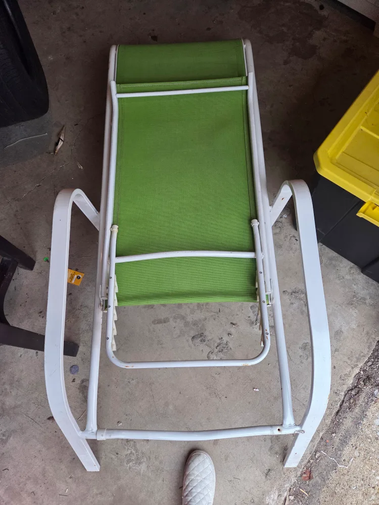 Neon Green & White Folding Beach Chair image indicator(4)