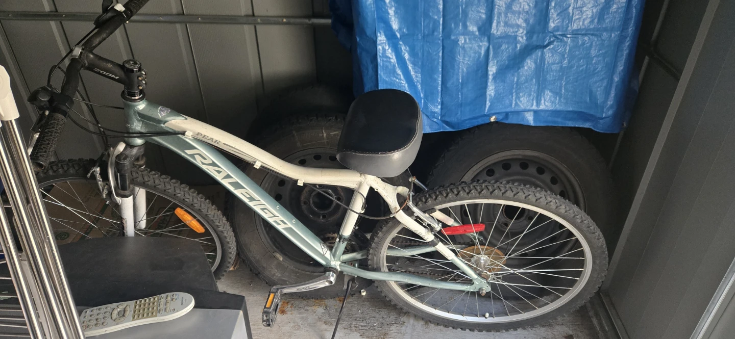 Raleigh Peak 26" Mountain Bike
