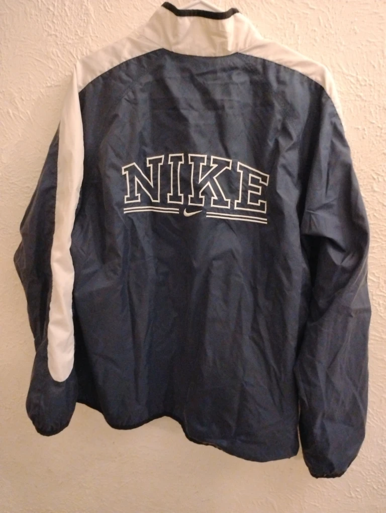 Nike Windbreaker Jacket - photo 2