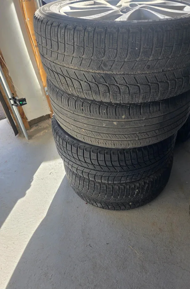 Mazda 5 & Infiniti Wheel/Tire Set image indicator(5)