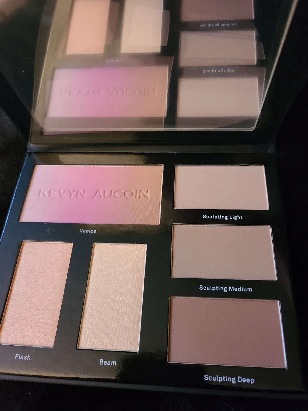 Kevyn Aucoin The Contour Book: The Art of Sculpting thumbnail