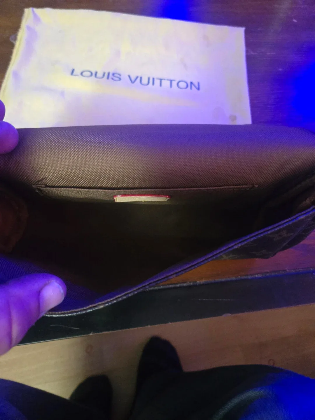 Louis Vuitton Monogram Empreinte Metis Pochette image indicator(6)