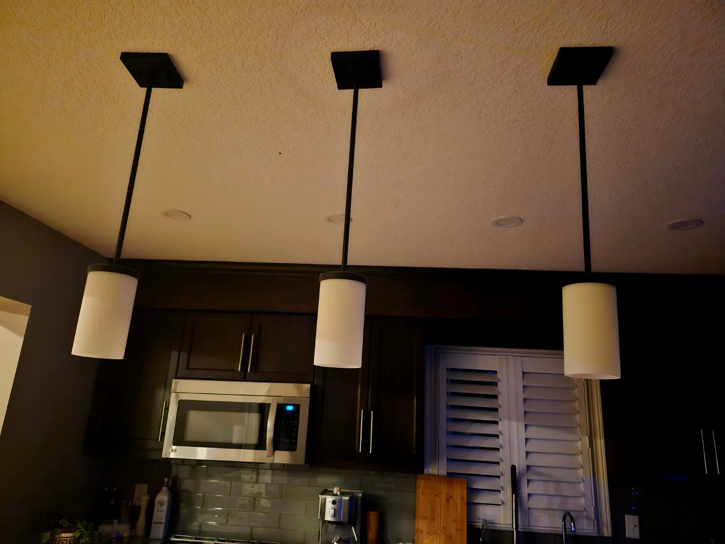 3 Pendant Lights - Black & White image indicator(2)