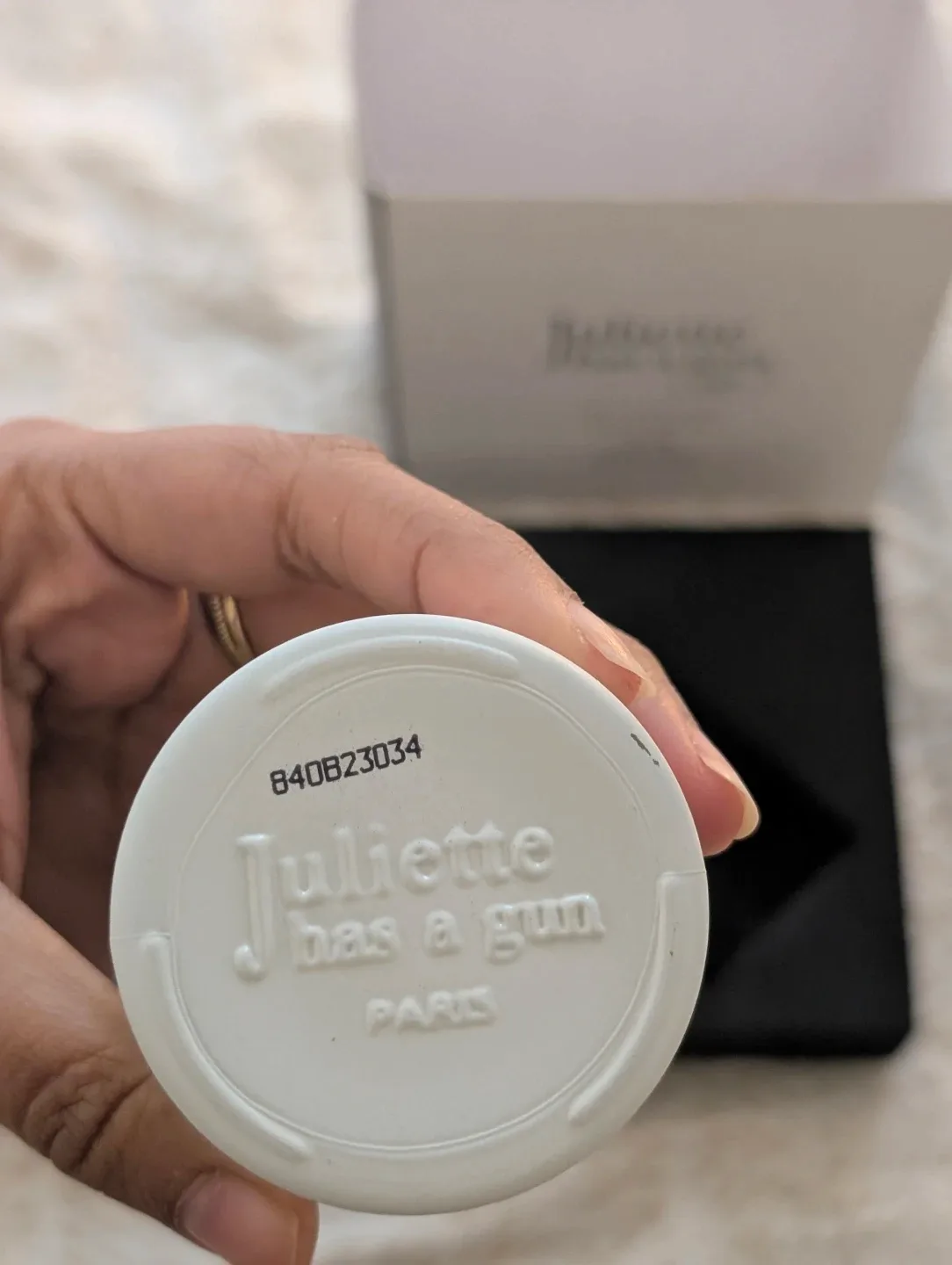 Juliette Has a Gun Not A Perfume image indicator(3)