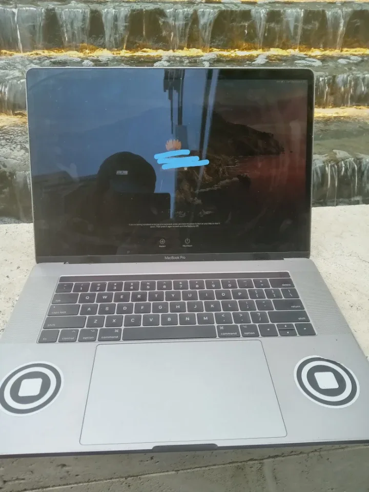 MacBook Pro image indicator(2)