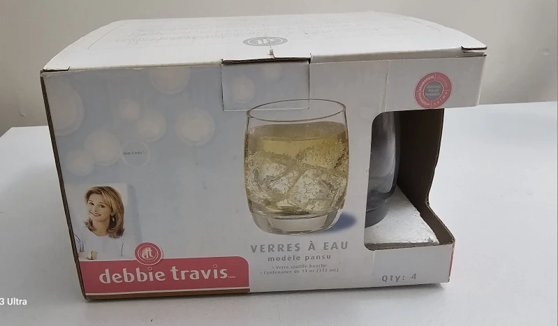 4 sets of Devie Travis glass