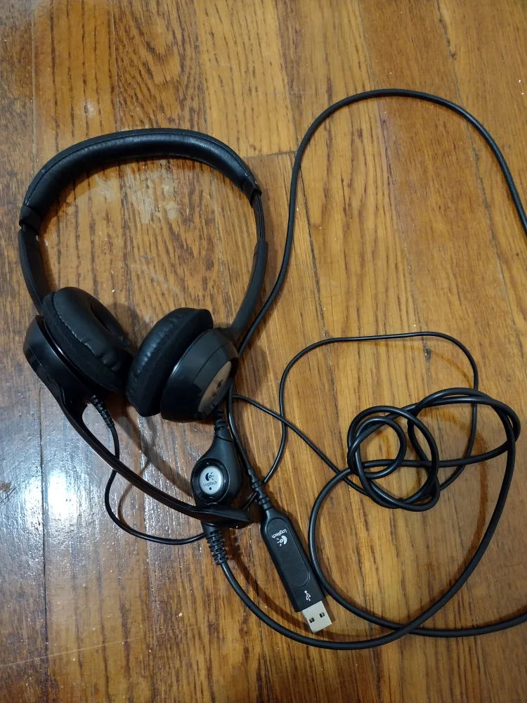 Logitech Headset image indicator(4)