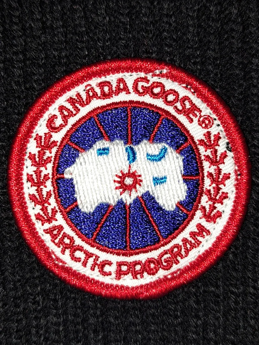 Canada Goose Arctic Program Black Beanie - New