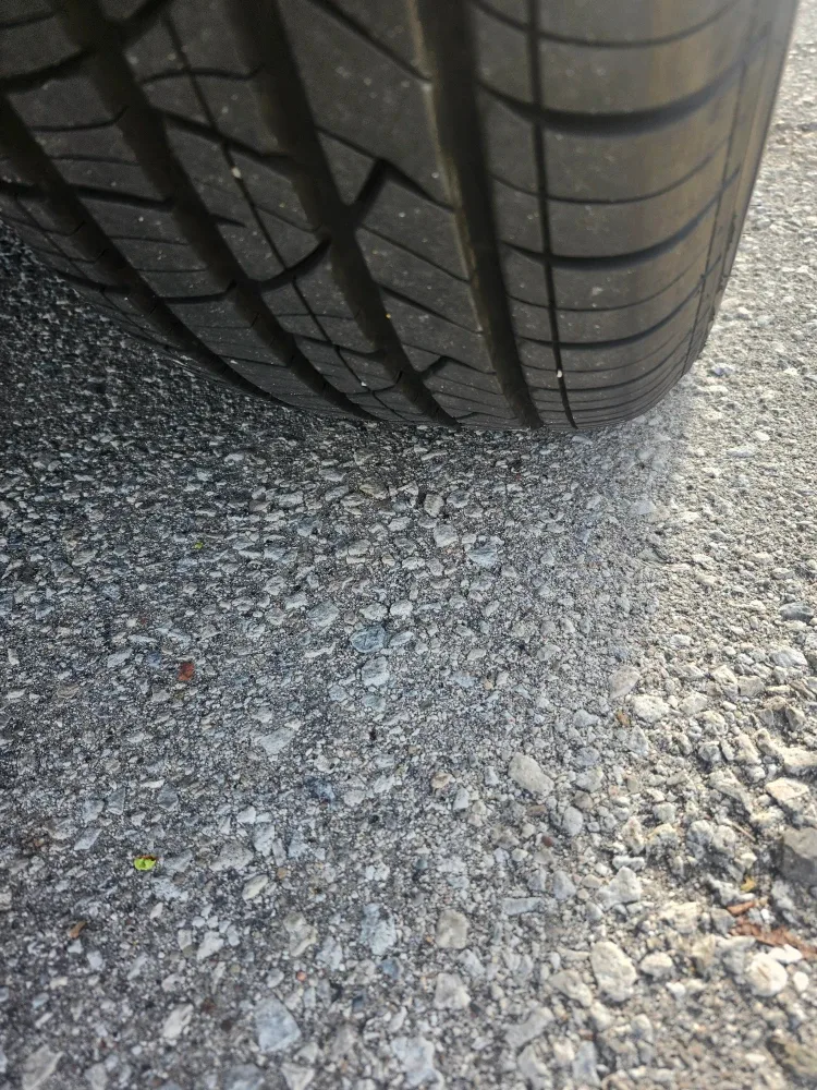 Silver Subaru Outback image indicator(10)