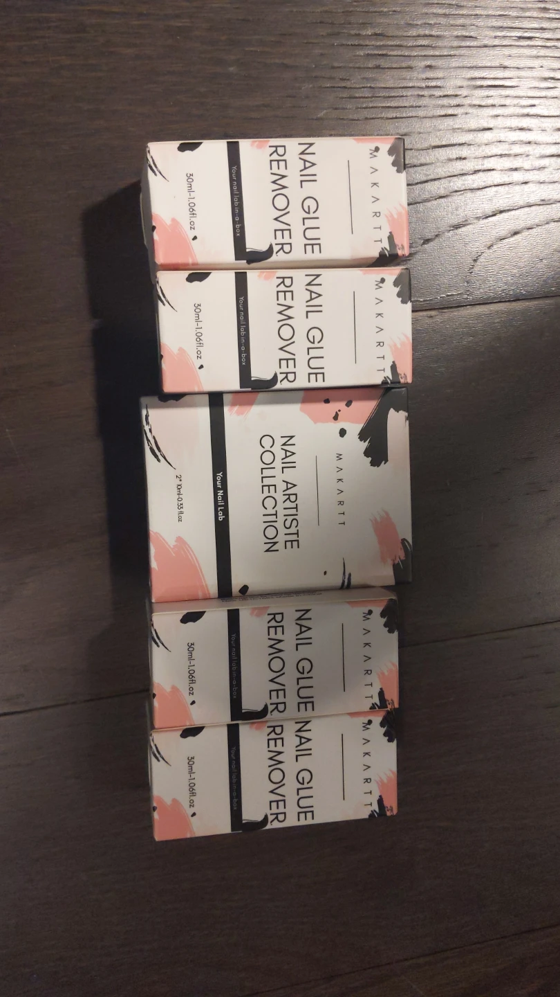 Nail glue remover and nail artiste collection