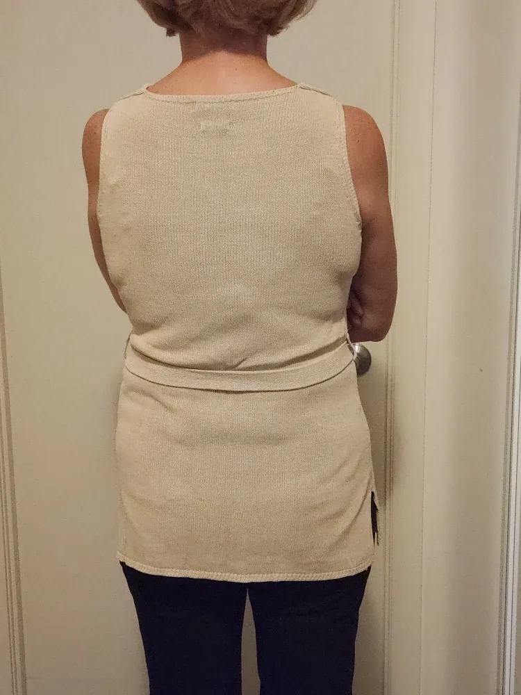 Sleeveless Knit Top with Belt - Beige image indicator(2)