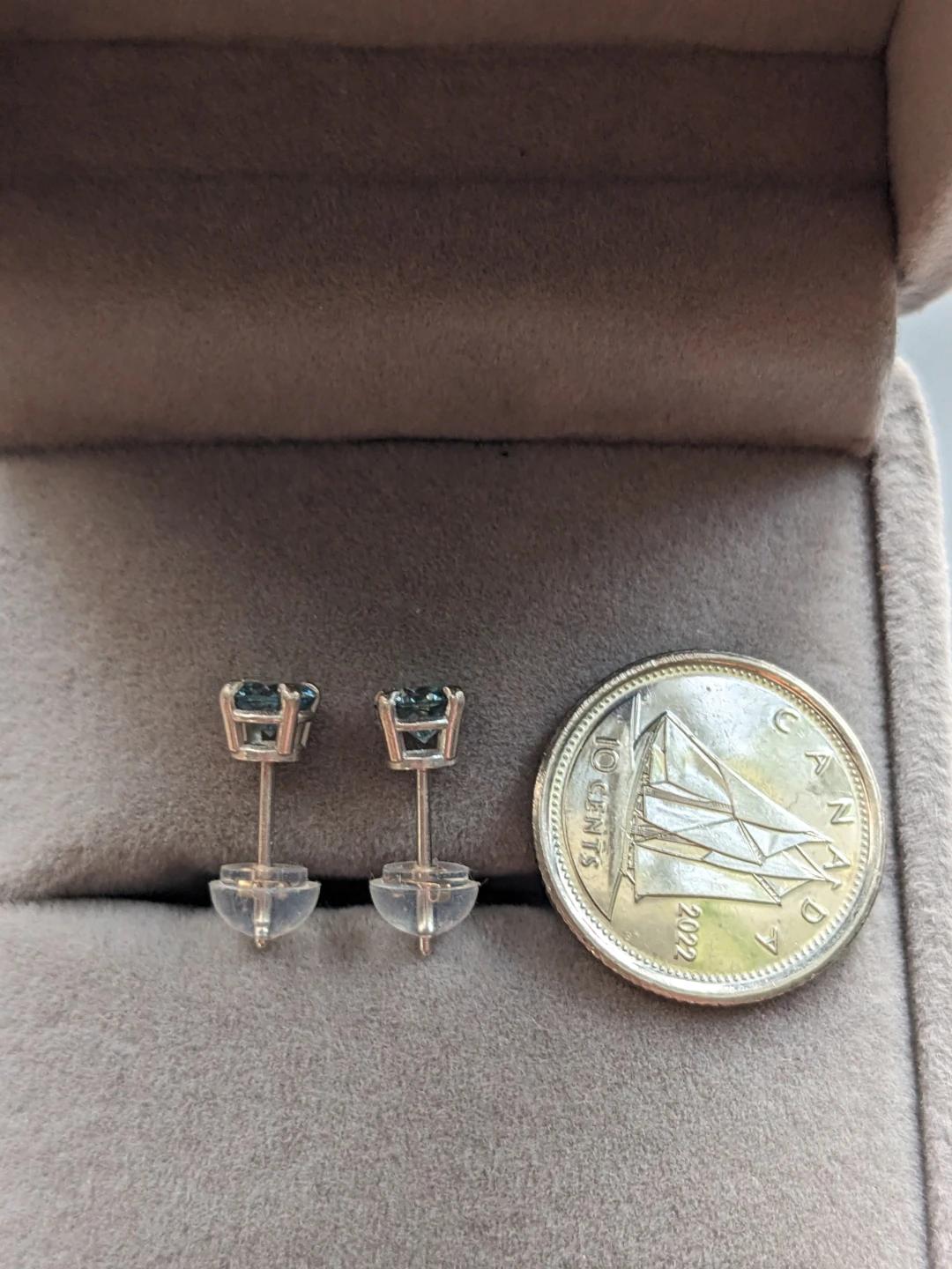 Lab-grown Diamond Earrings, 0.80 Carats - photo 4