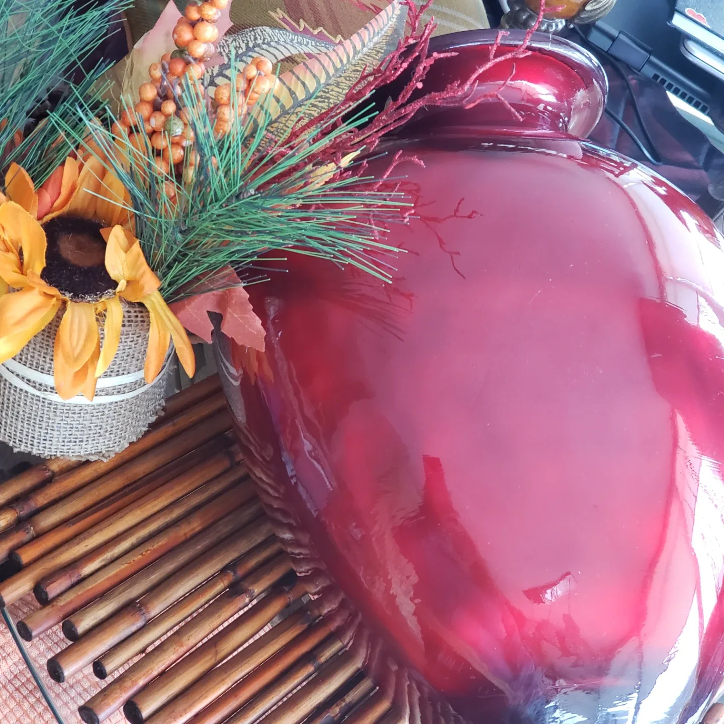 Large Red Decorative Vase image indicator(2)