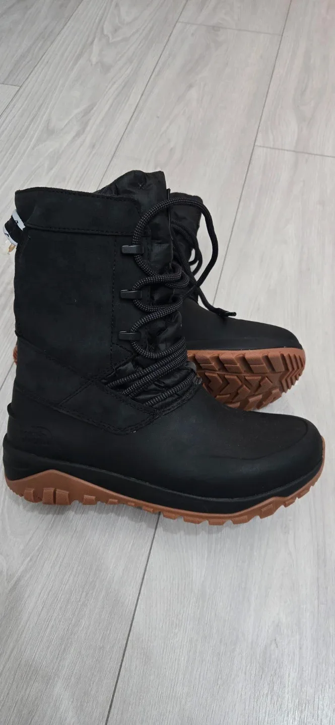 The North Face Black Winter Boots image indicator(3)