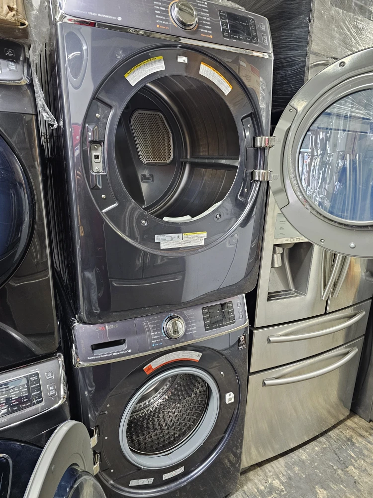Samsung large capacity washer and dryer set - photo 2