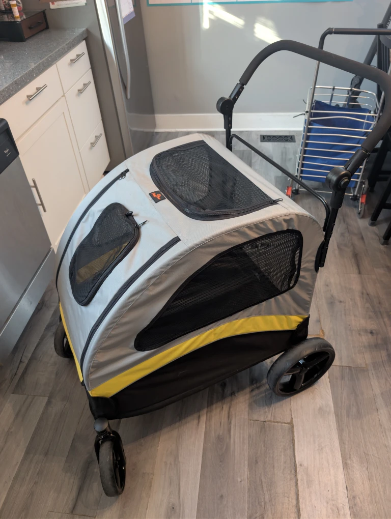Pet Gear View 360 Pet Stroller