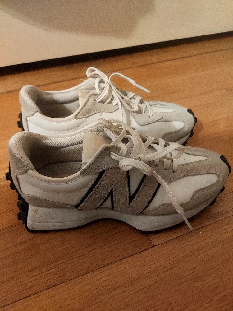 New Balance  trainers - Size 6.5 image indicator(3)