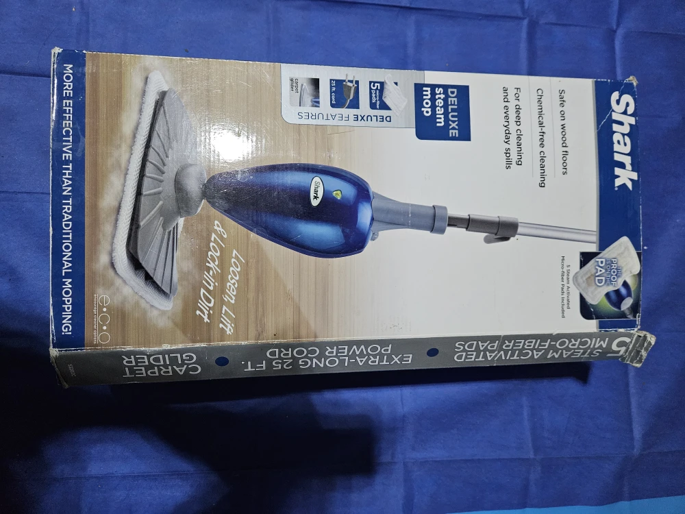 Shark Deluxe Steam Mop