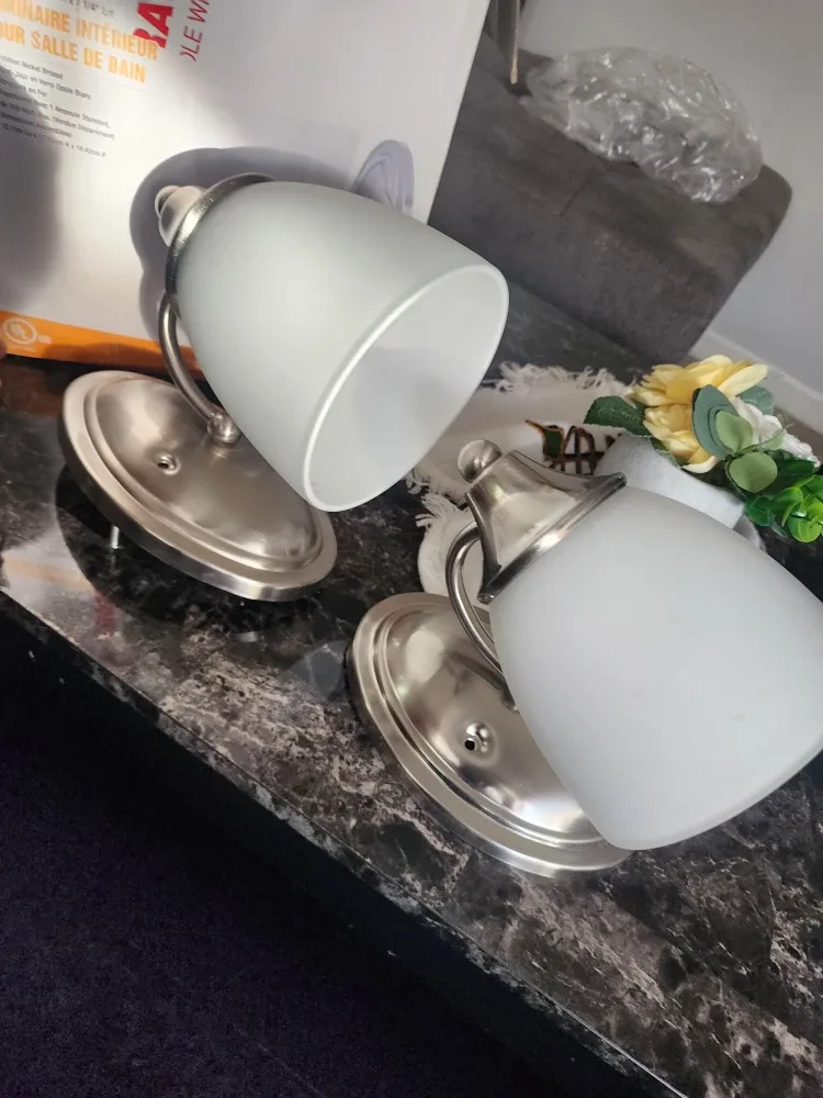 Commercial Electric Indoor Bath Light image indicator(2)