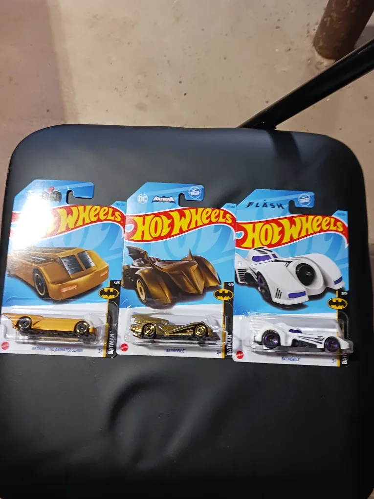 Hot Wheels Batman Collection (3 Cars)