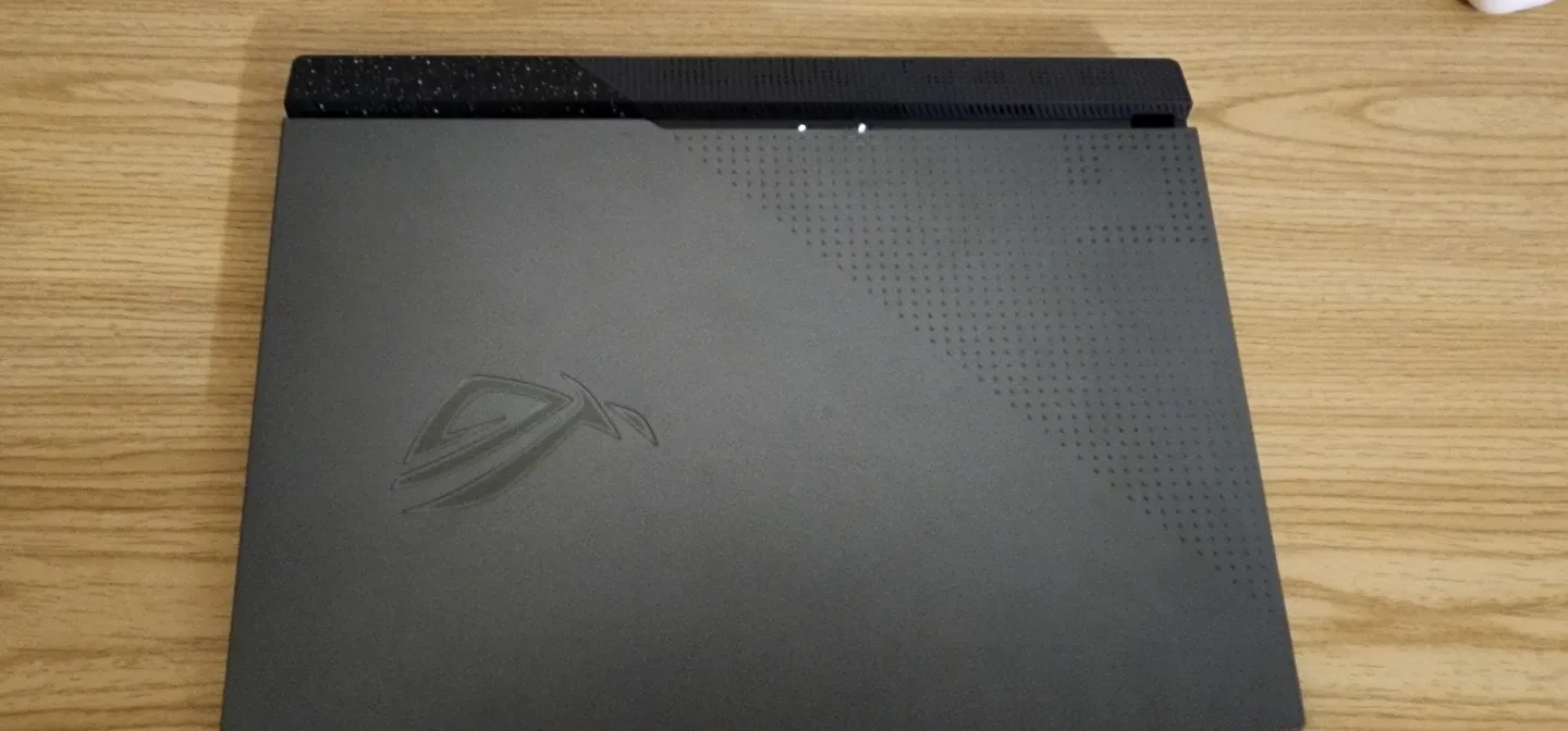 ASUS ROG Strix G513RM Gaming Laptop image indicator(5)