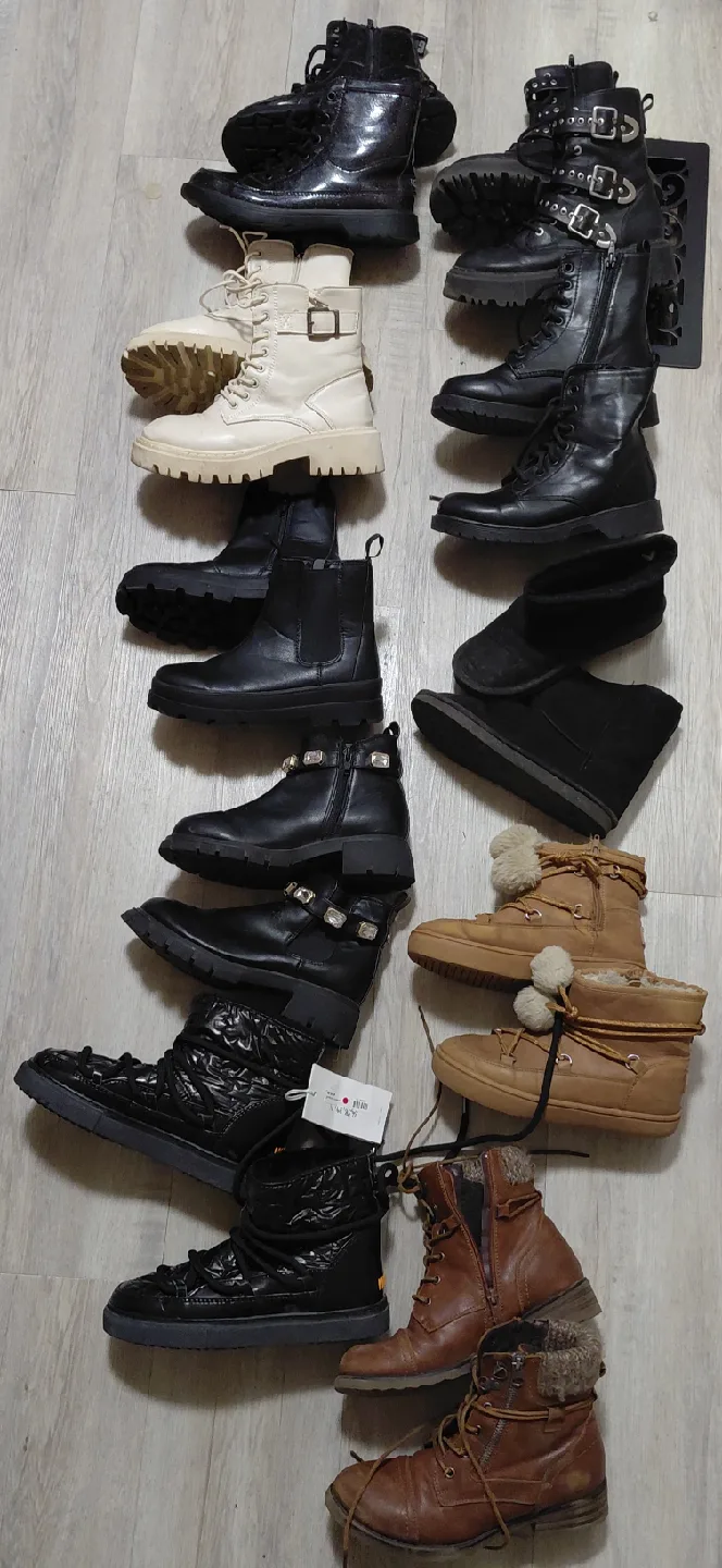 Mixed Lot of Winter Boots