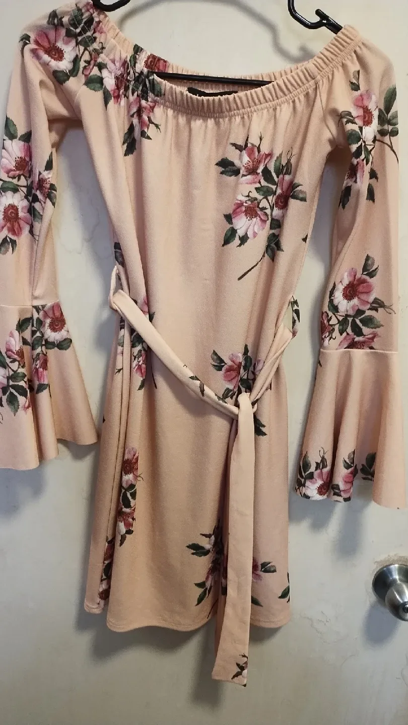 Floral Off-Shoulder Dress with Bell Sleeves image indicator(3)