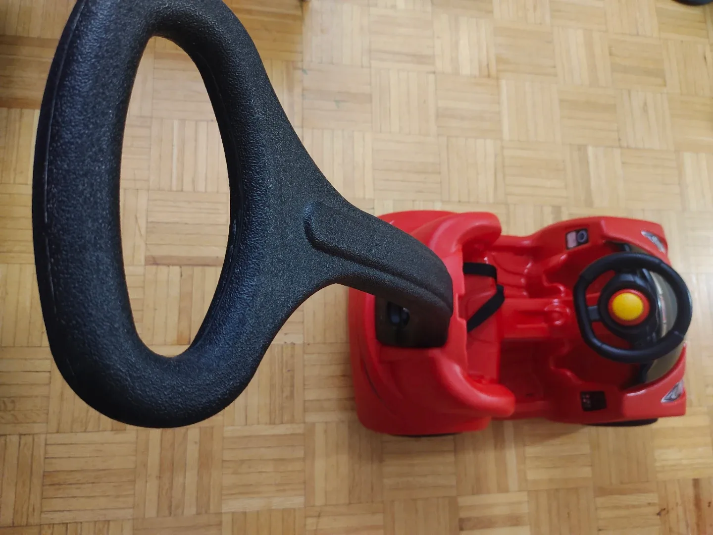 Hardly Used Step2 Red Whisper Ride Touring Wagon image indicator(7)