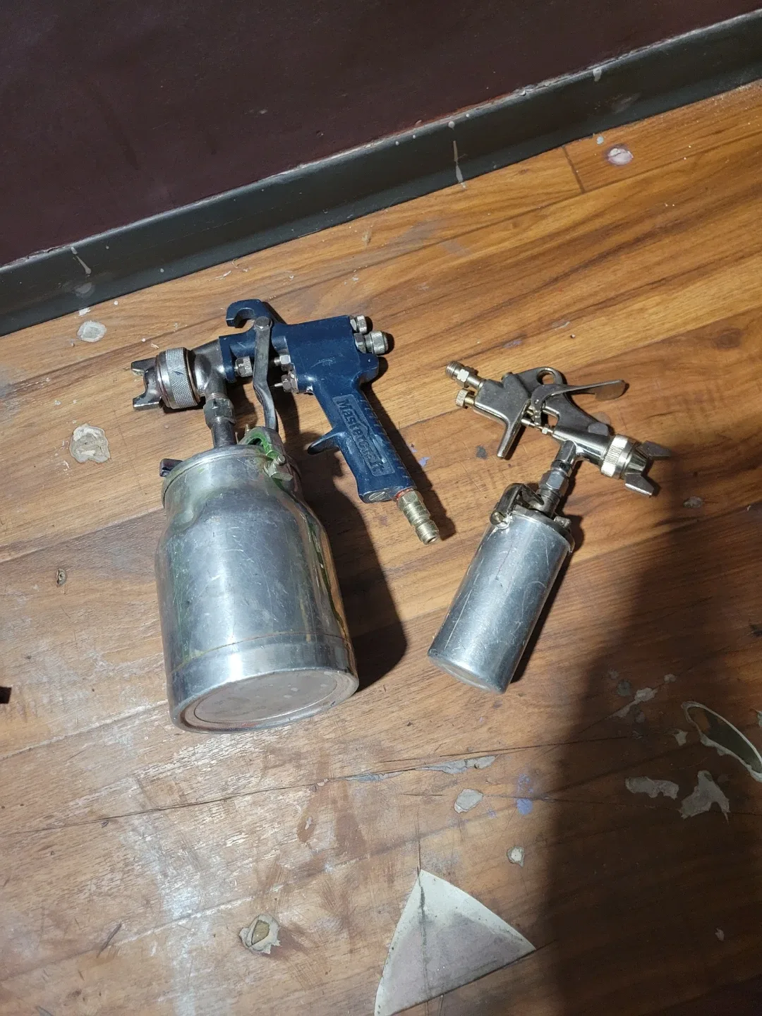 Dewalt air compressor and attachments image indicator(2)