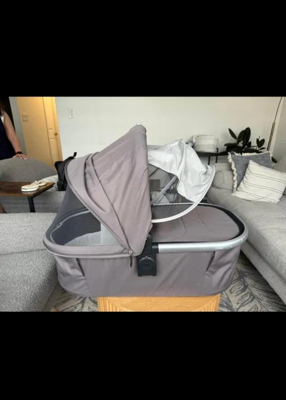 UPPAbaby Vista Bassinet V3 - Grey