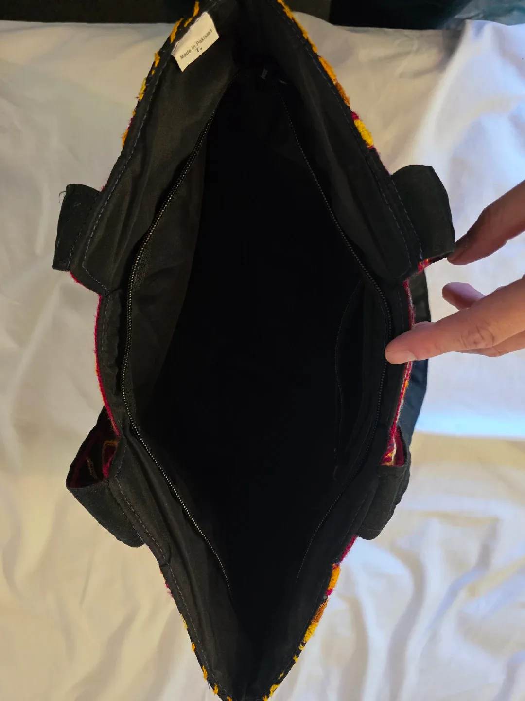 Embroidered Floral Tote Bag image indicator(3)