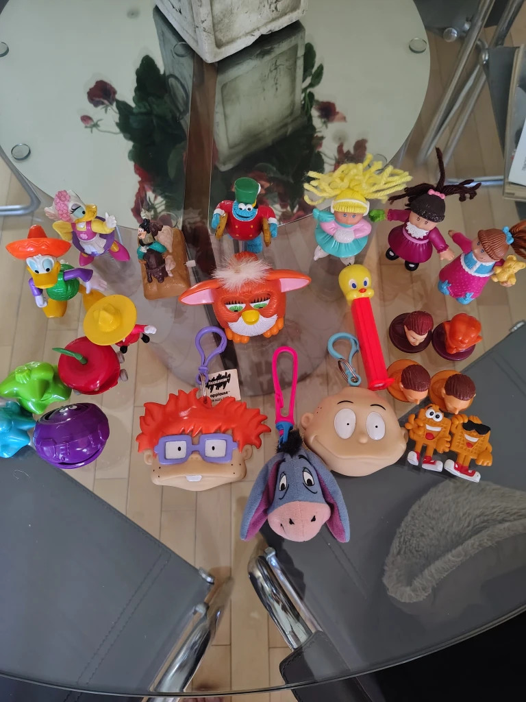 Lot of 1990s Collectible Toys - 22 Pieces Whole Lot