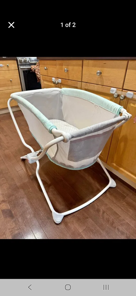 Fisher-Price Soothe 'n Play Mobile Bouncer - Excellent Condition