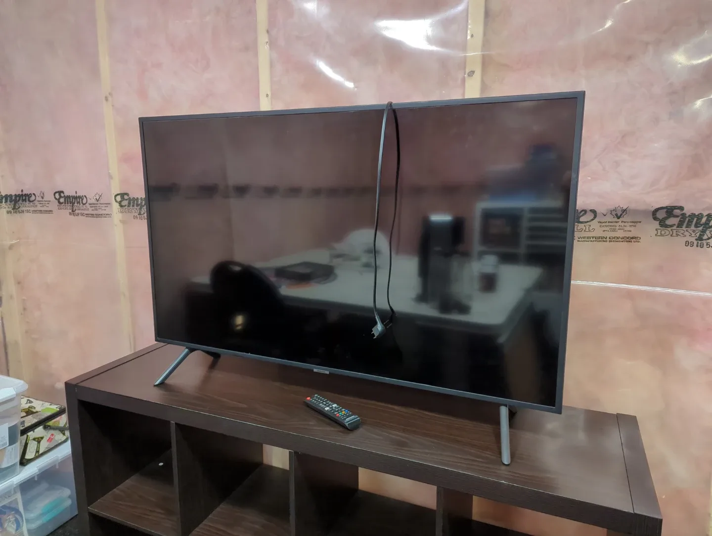Samsung TV 50in