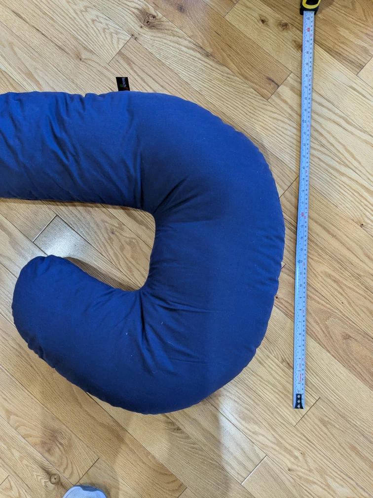 LeachCo Snoogle body pillow / pregnancy pillow - photo 3