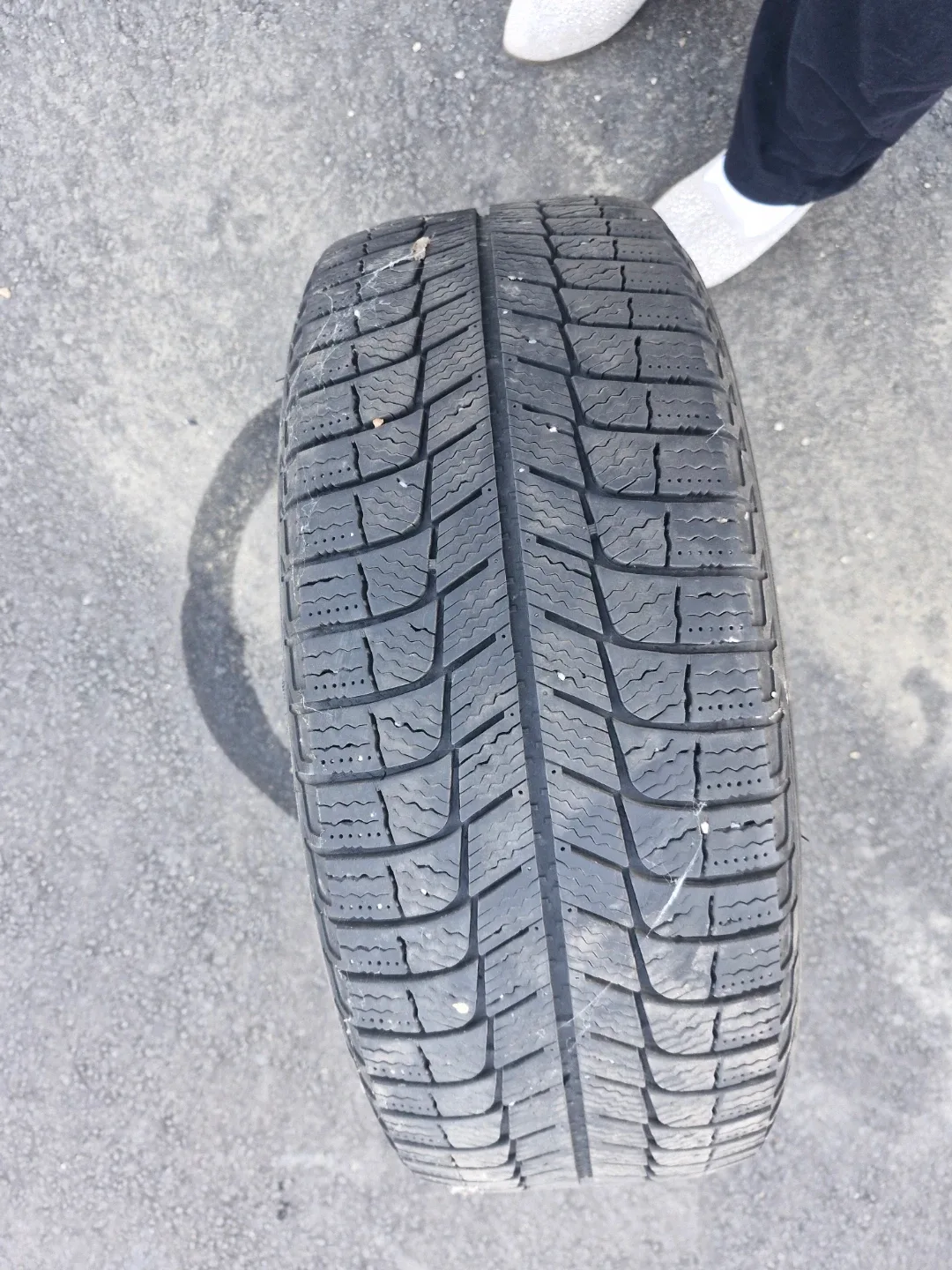 Studless 205/55R16 Tire