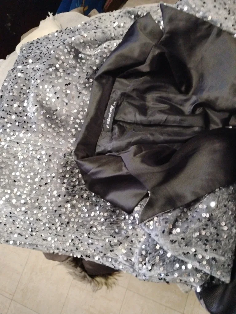 i-FiveLong Sequin Blazer - Size M image indicator(2)