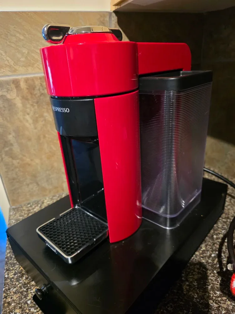 Nespresso Coffee Machine with metal pod tray and 20 pods thumbnail