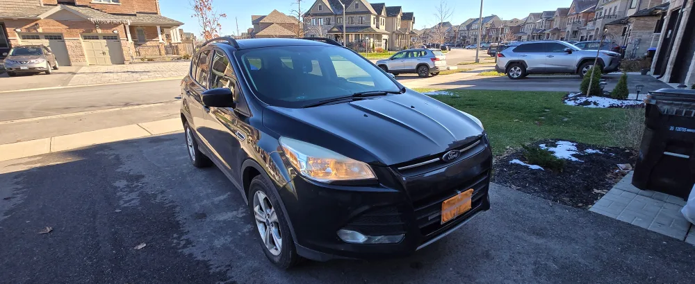 Ford escape 2014. Transmission issue. Selling as is image indicator(8)