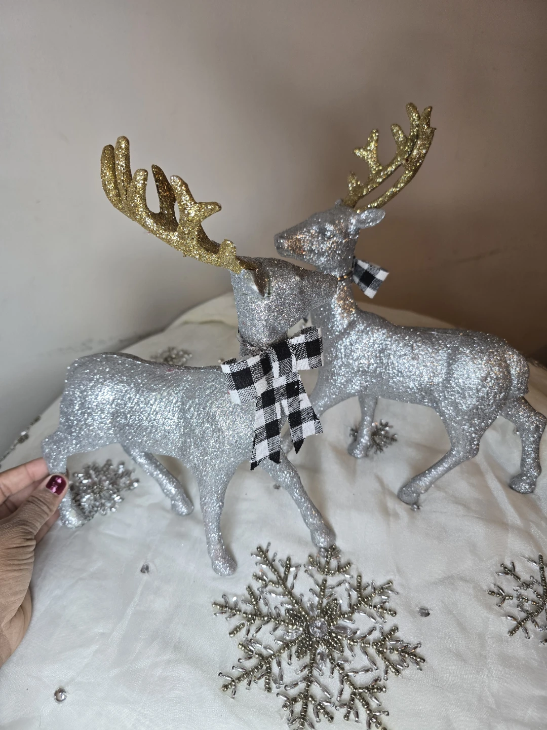 Silver Glitter Reindeer with Scarves - Set of 2 - photo 2