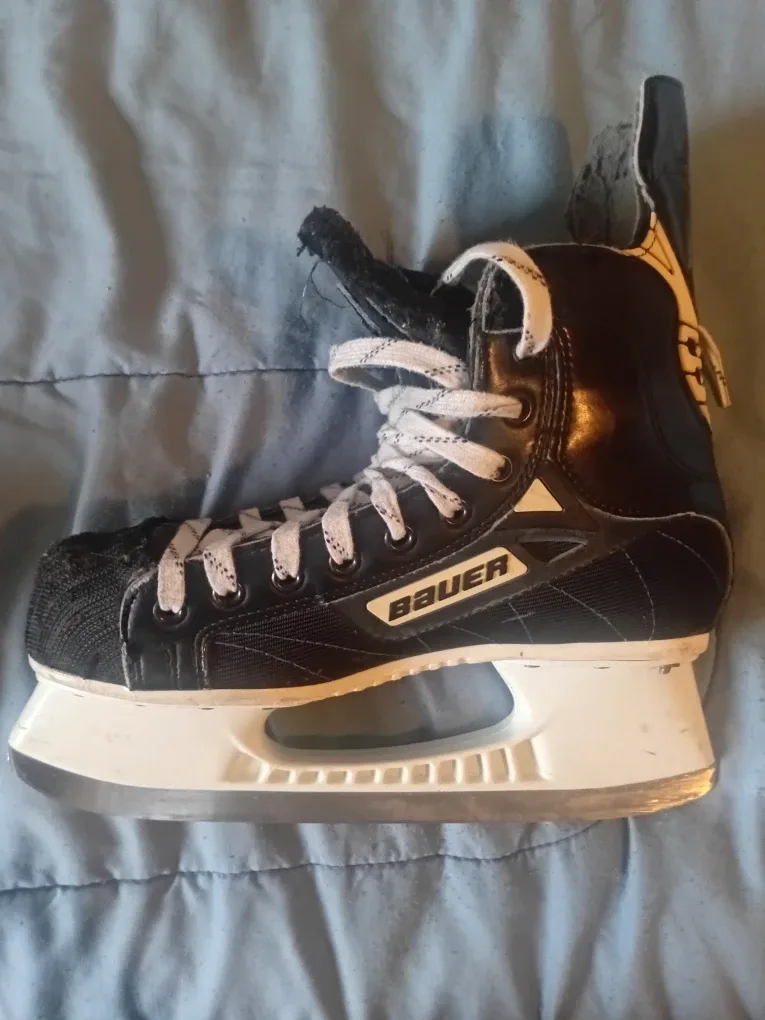 Bauer Supreme 1000 Ice Hockey Skates image indicator(3)