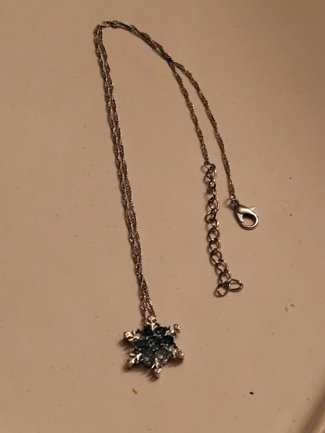 Snowflake Pendant Necklace image indicator(2)