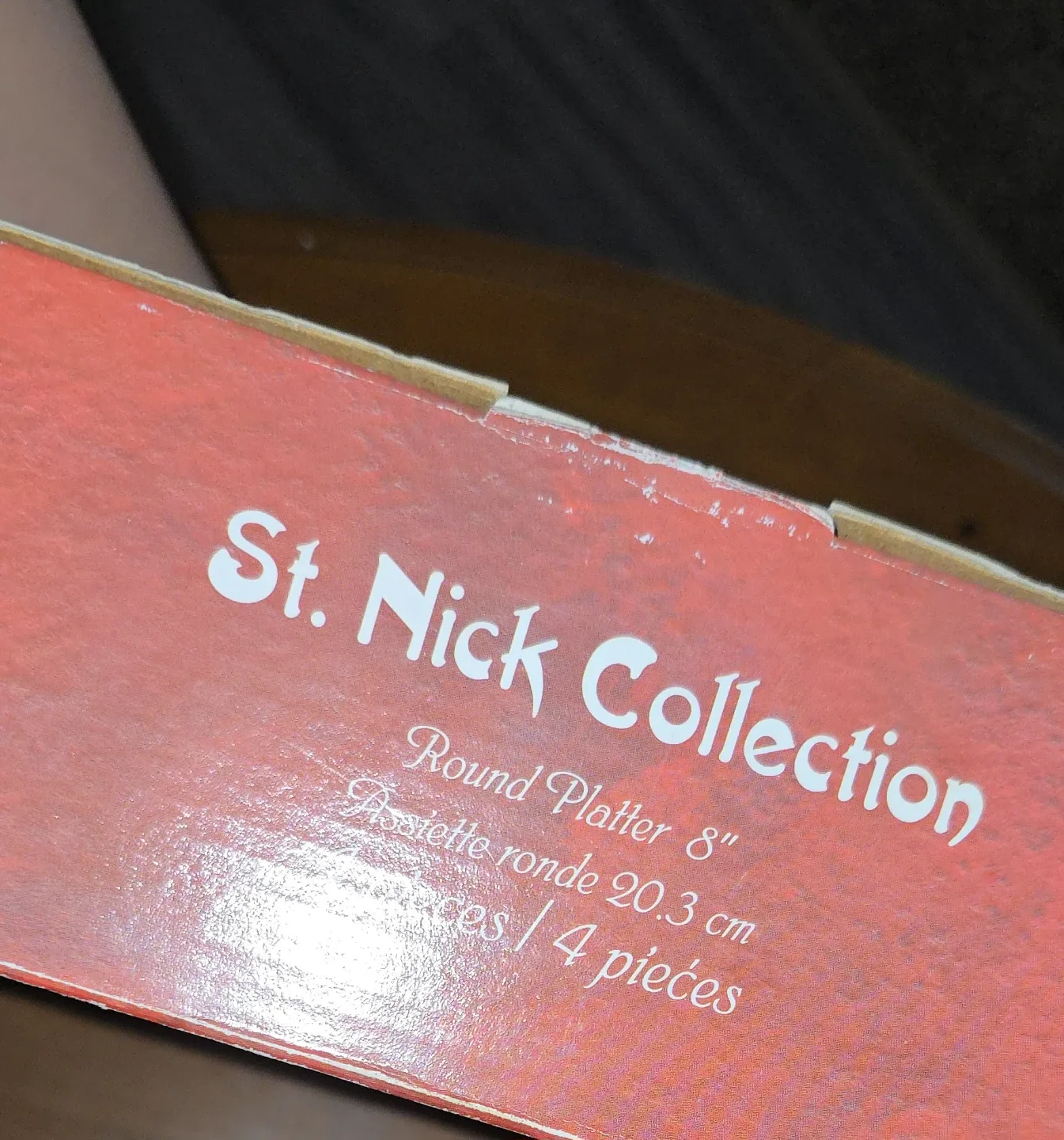 St. Nick Collection Round Platter 8" image indicator(2)