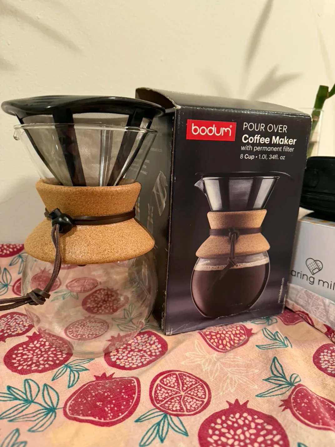 Bodum Pour Over Coffee Maker - 8 Cup image indicator(4)