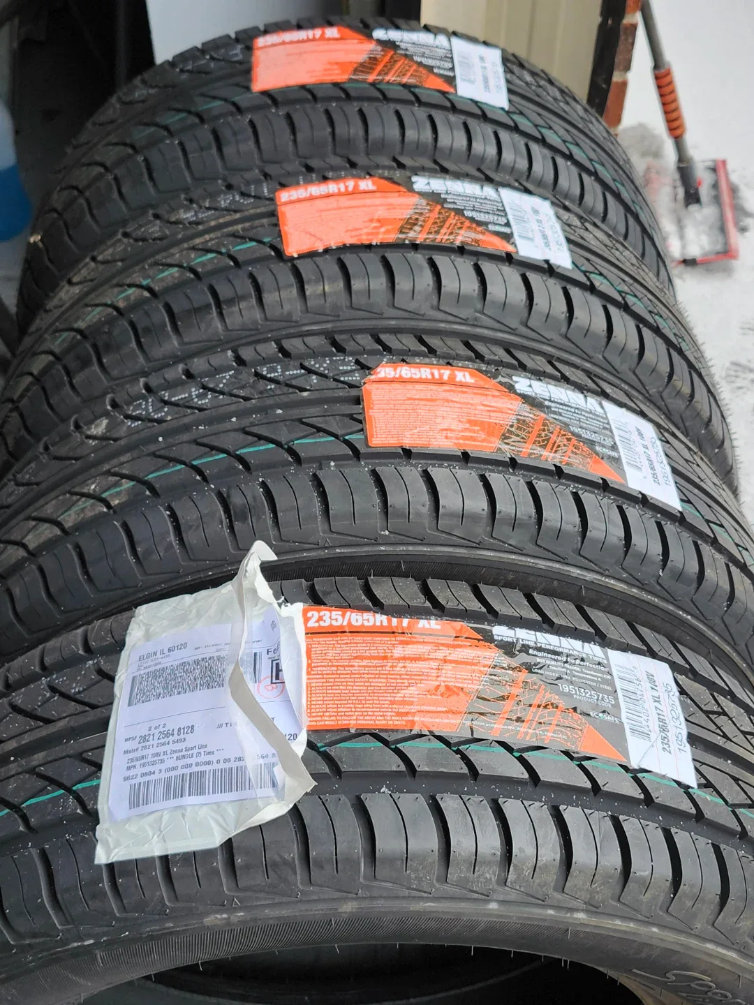 Set of 4 Zeetex ZT6000 Tires 235/65R17 XL - NEW